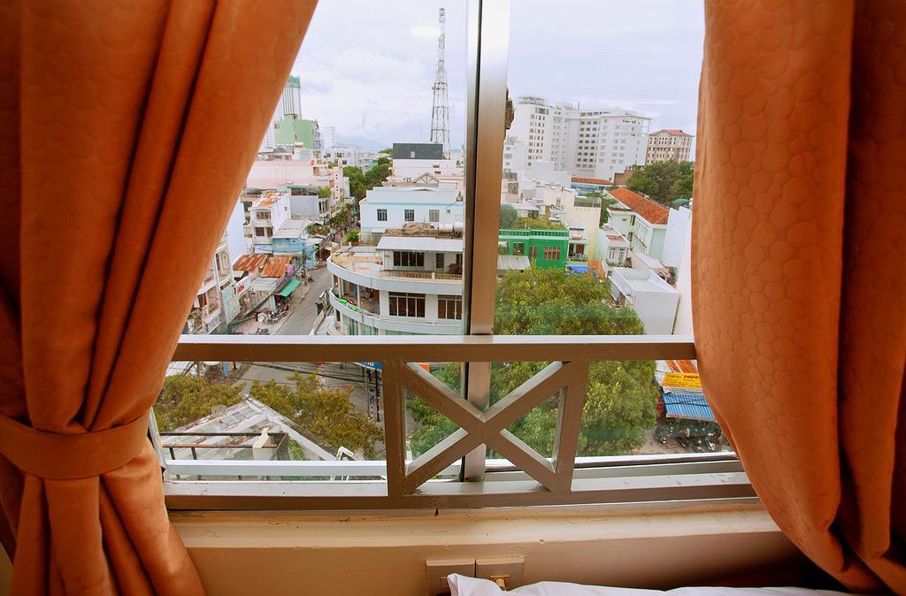 Sun Flower Hotel Nha Trang Exterior foto