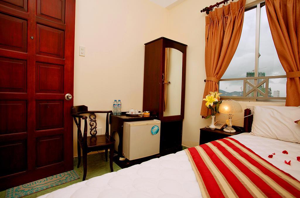 Sun Flower Hotel Nha Trang Exterior foto