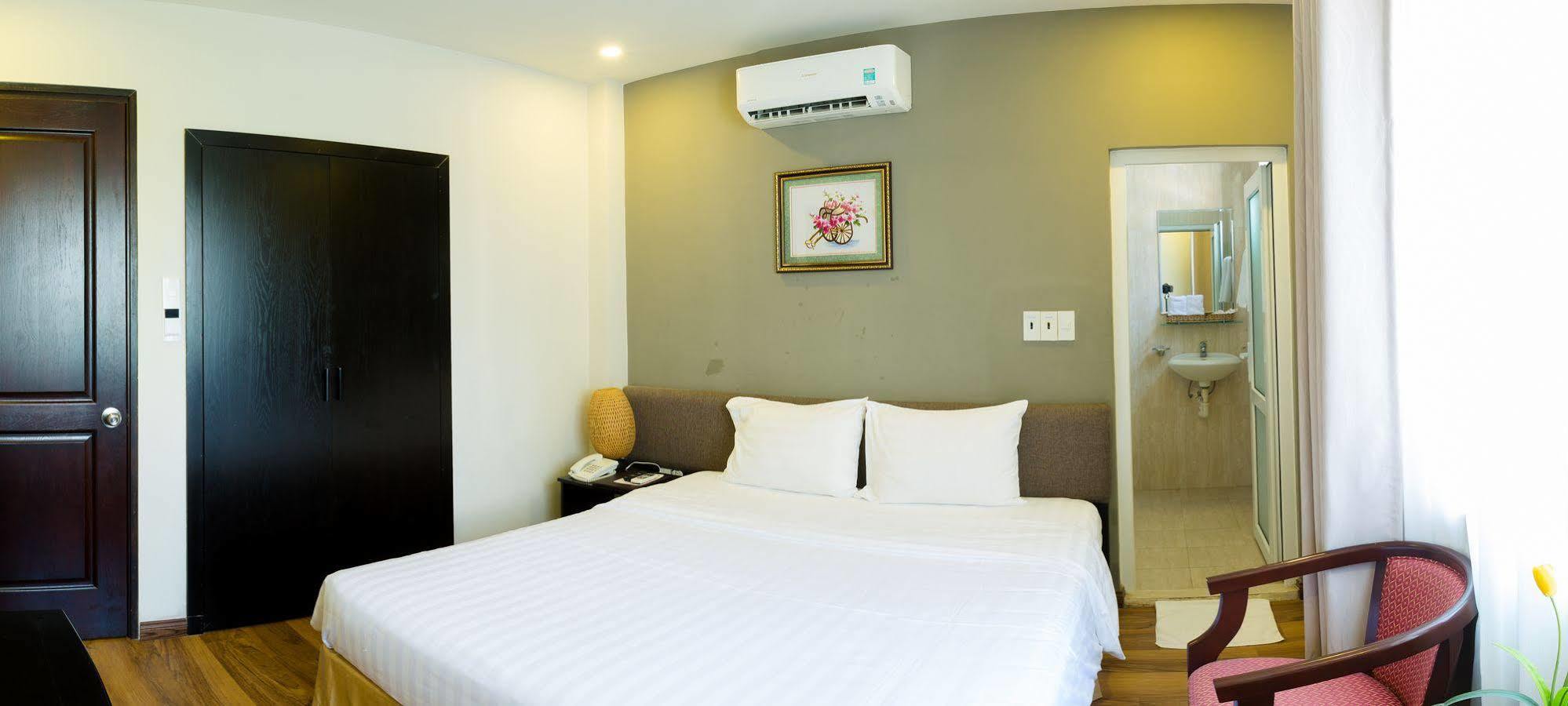 Sun Flower Hotel Nha Trang Exterior foto